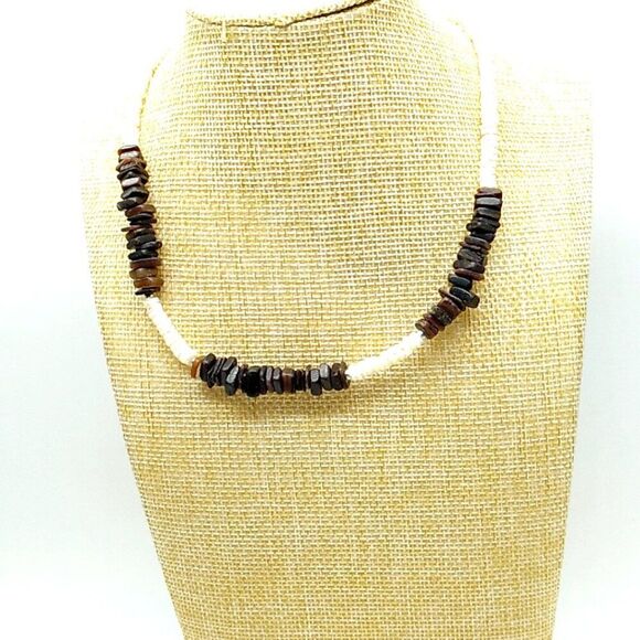 Puka Shell Necklace White Black Brown Chips  Barrel Screw Clasp 16" - Picture 2 of 9